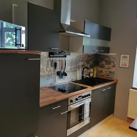 In Einem Alten Apartment Lontzen
