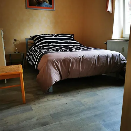 In Einem Alten Apartamento